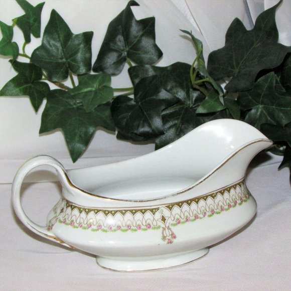Vintage Gravy Boat J & G MEAKIN Pink Roses Scrolls England Cottagecore - Picture 1 of 8